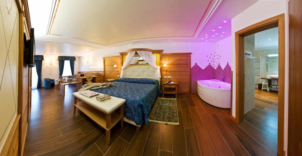 Cavallino Lovely Hotel Andalo Zimmer foto